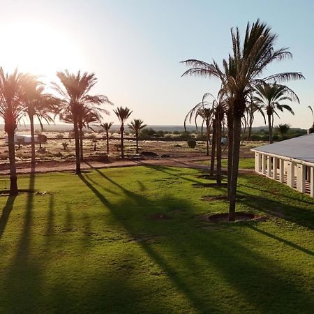 Flying Ostrich Guesthouse & Self-Catering Accommodation Mariental Exterior photo