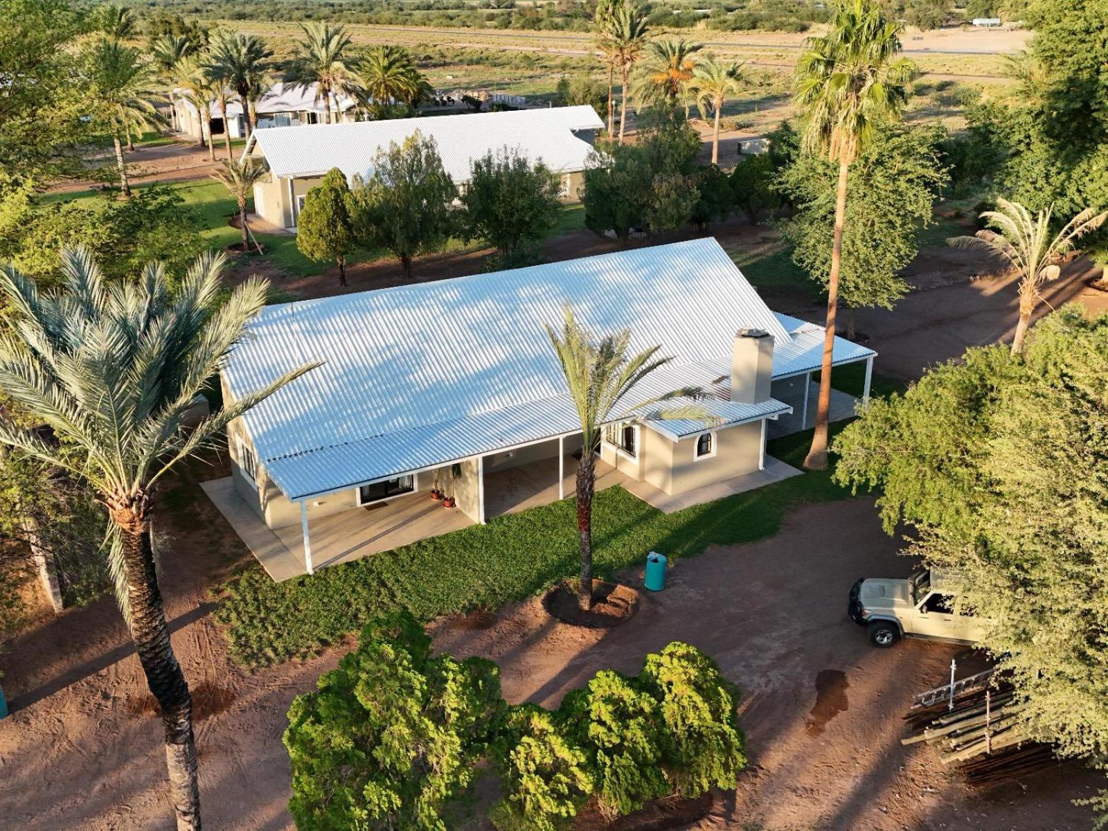 Flying Ostrich Guesthouse & Self-Catering Accommodation Mariental Exterior photo